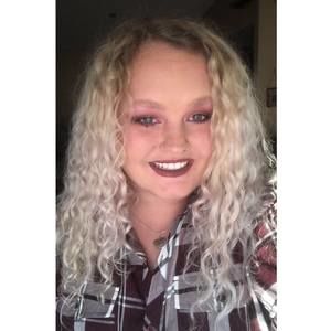 Meet your Posher, Katelyn